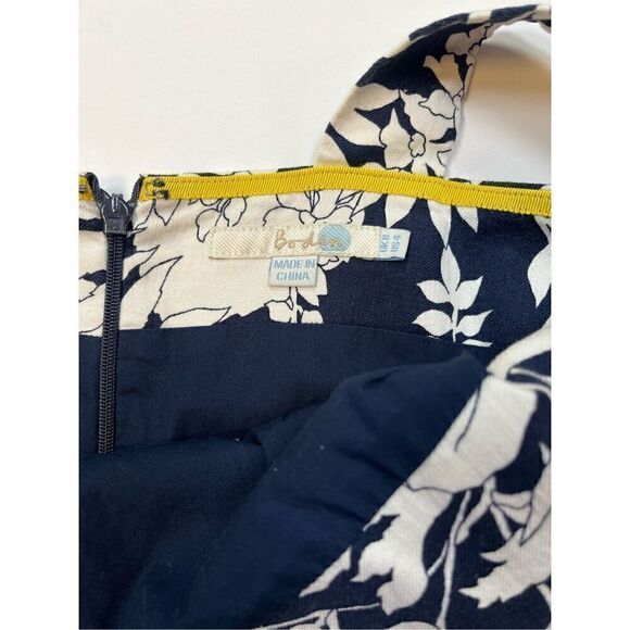 Boden Sleeveless Blue White Floral Linen Blend Amanda Jumpsuit US Size 4 UK 8 - Picture 4 of 12